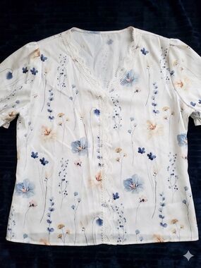 SHEIN Cream Blouse with Blue and Tan Floral Print